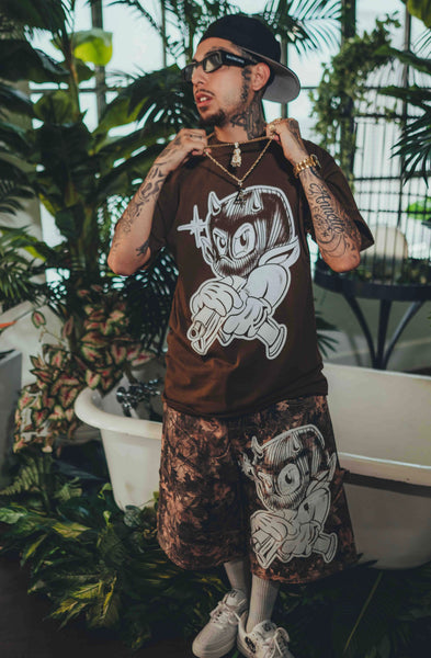 Brown tshirt